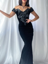 Load image into Gallery viewer, 90’s Caché Beaded Jewel Black Velvet Fitted Evening Gown- Made in USA (XS-M)