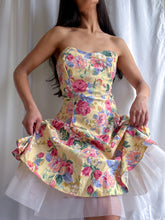 Load image into Gallery viewer, Ethereal 1980’s Stunning Floral Summer Halter Dress (XS-M)