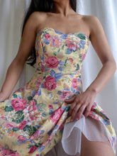 Load image into Gallery viewer, Ethereal 1980’s Stunning Floral Summer Halter Dress (XS-M)