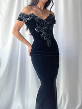Load image into Gallery viewer, 90’s Caché Beaded Jewel Black Velvet Fitted Evening Gown- Made in USA (XS-M)