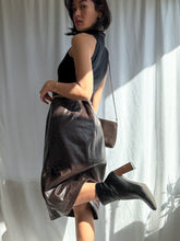 Load image into Gallery viewer, 90’s Vintage Chocolate Leather Midi Skirt (M-XL)