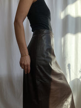 Load image into Gallery viewer, 90’s Vintage Chocolate Leather Midi Skirt (M-XL)