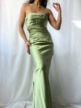 Load image into Gallery viewer, Stunning Y2K Strapless Chartreuse Satin Ruched Full Length Gown (S/M)