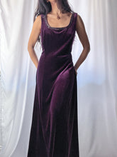 Load image into Gallery viewer, 90’s Velvet Eggplant Purple Maxi Gown (M-XL)
