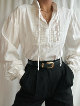 Load image into Gallery viewer, 1960’s Ivory 100% Linen Blouse

