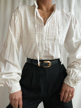 Load image into Gallery viewer, 1960’s Ivory 100% Linen Blouse
