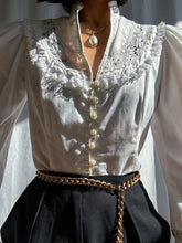 Load image into Gallery viewer, 1980’s Vintage Gunnie Sax Ivory Puff Sleeve Blouse (XS-M)
