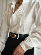 Load image into Gallery viewer, 1960’s Ivory 100% Linen Blouse
