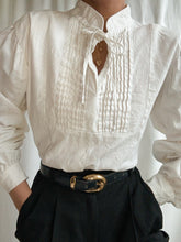Load image into Gallery viewer, 1960’s Ivory 100% Linen Blouse
