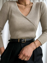 Load image into Gallery viewer, Y2K Ribbed Knit Taupe Sweater Top (XS-M
