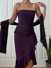 Load image into Gallery viewer, Vintage 1990's 100% Silk Cascading Evening Summer Gown (M/L)
