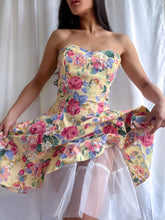 Load image into Gallery viewer, Ethereal 1980’s Stunning Floral Summer Halter Dress (XS-M)
