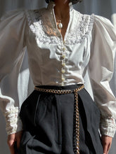 Load image into Gallery viewer, 1980’s Vintage Gunnie Sax Ivory Puff Sleeve Blouse (XS-M)
