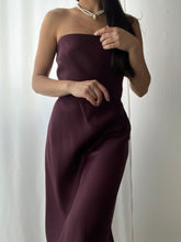 Load image into Gallery viewer, 100% Silk Mulberry Purple Strapless Summer Gown by Ann Taylor (M)
