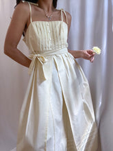 Load image into Gallery viewer, Vintage 1970’s Buttercream Pleated Prairie Dress (S-L)
