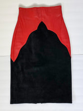 Load image into Gallery viewer, Vintage 1980’s Suede Red &amp; Black Leather Two Toned Skirt (XS-S)
