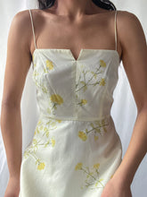 Load image into Gallery viewer, 90’s Buttercream Yellow Floral Cotton Spring Tea Dress by Moda International (XS/S)
