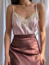 Load image into Gallery viewer, Early 2000’s Silk &amp; Lace Trim Pink Camisole (XS-M)
